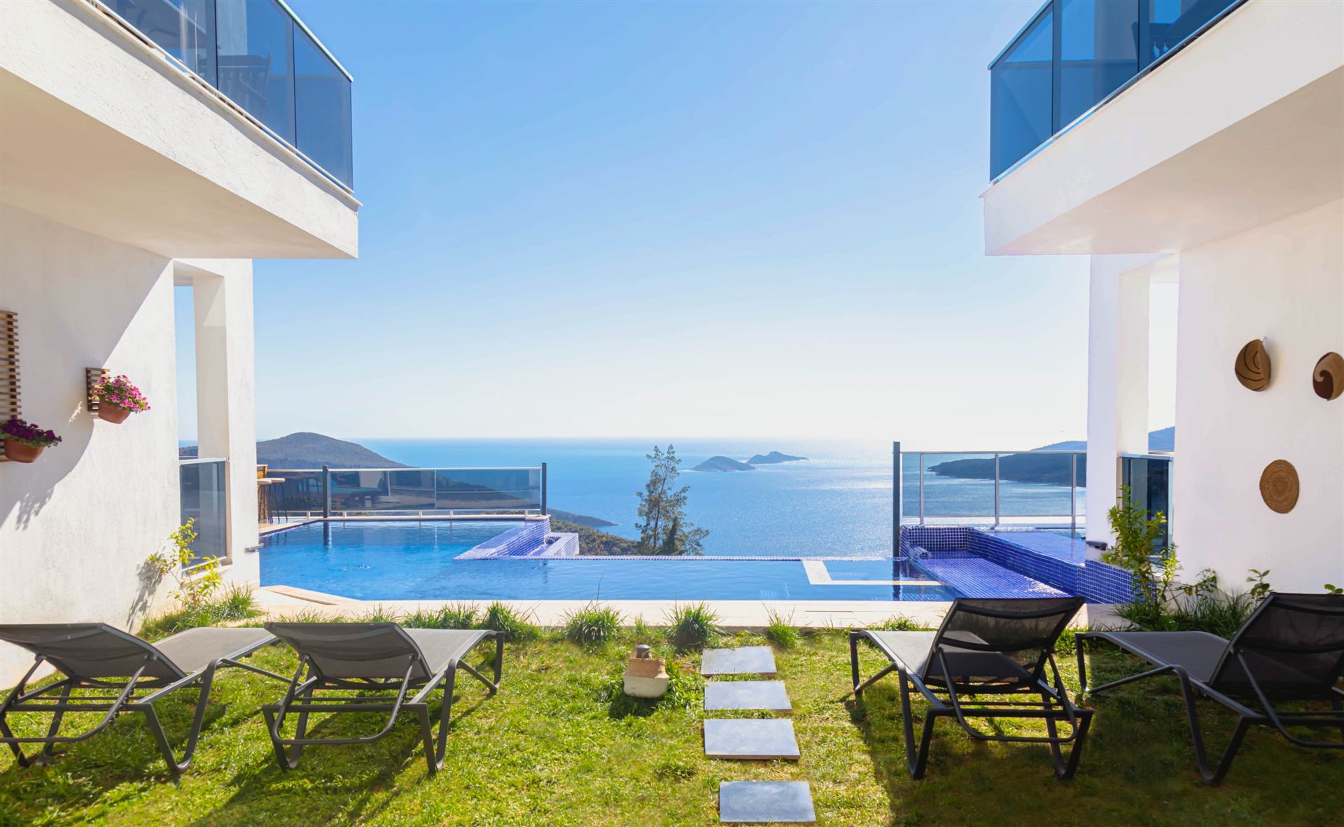 Su Butik Hotel — Kalkan bay view